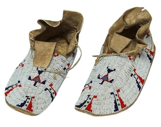 Native American Handmade Beaded Moccasin PMC7270