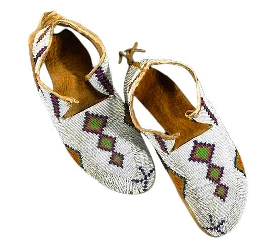 Native American Handmade Beaded Moccasin PMC7320