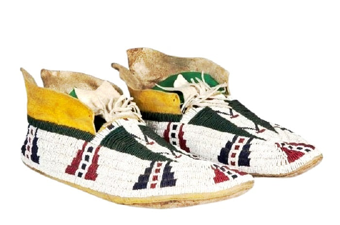 Native American Handmade Beaded Moccasin PMC6190