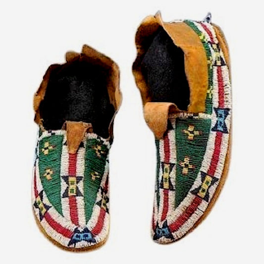 Native American Handmade Beaded Moccasin PMC6220