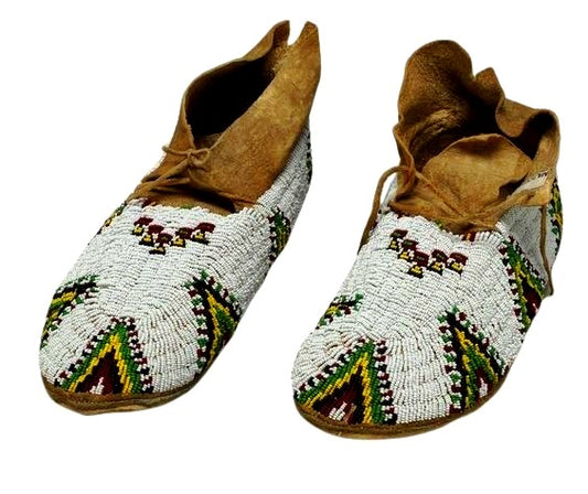 Native American Handmade Beaded Moccasin PMC6310