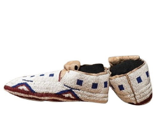 Native American Handmade Beaded Moccasin PMC6330