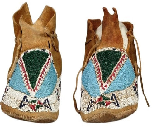 Native American Handmade Beaded Moccasin PMC6400