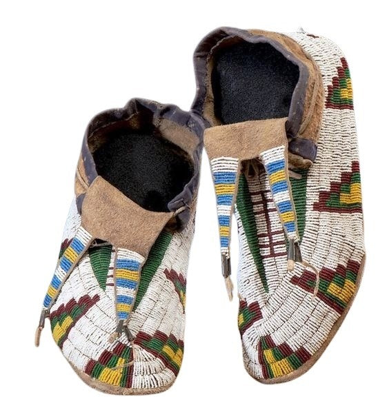 Native American Handmade Beaded Moccasin PMC6430