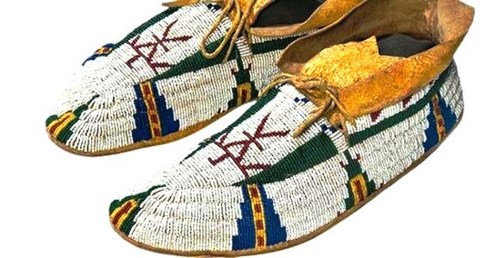 Native American Handmade Beaded Moccasin PMC6790