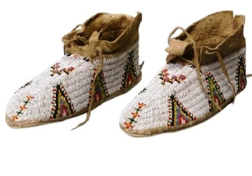 Native American Handmade Beaded Moccasin PMC6810