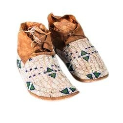 Native American Handmade Beaded Moccasin PMC6910