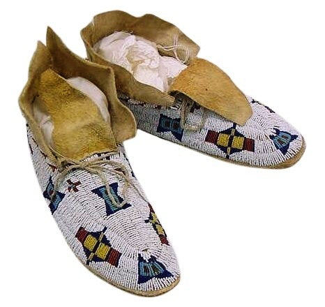 Native American Handmade Beaded Moccasin PMC6960