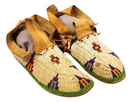 Native American Handmade Beaded Moccasin PMC6990