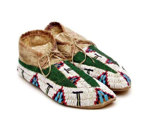 Native American Handmade Beaded Moccasin PMC7100