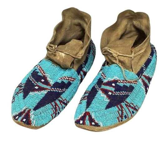 Native American Handmade Beaded Moccasin PMC7290