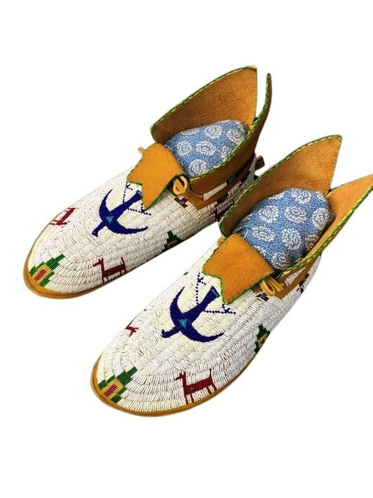 Native American Handmade Beaded Moccasin PMC7650