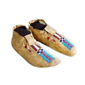 Native American Handmade Beaded Moccasin PMC7800