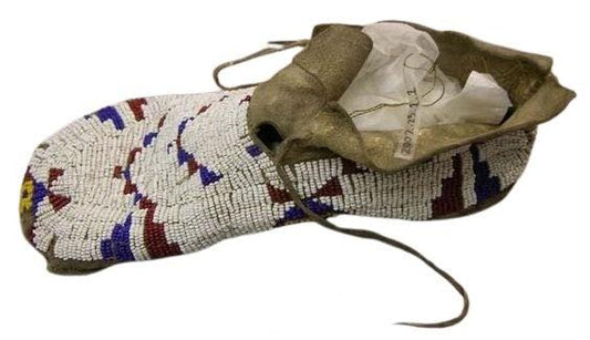 Native American Handmade Beaded Moccasin PMC7930