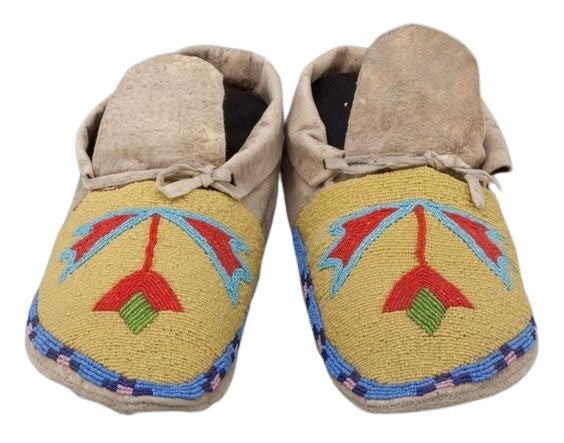 Native American Handmade Beaded Moccasin PMC8080