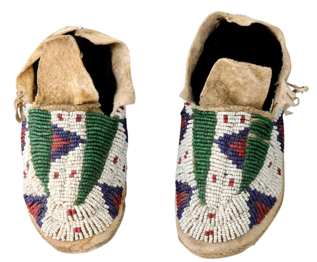 Native American Handmade Beaded Moccasin PMC8260