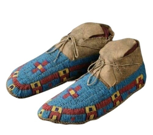 Native American Handmade Beaded Moccasin PMC8360