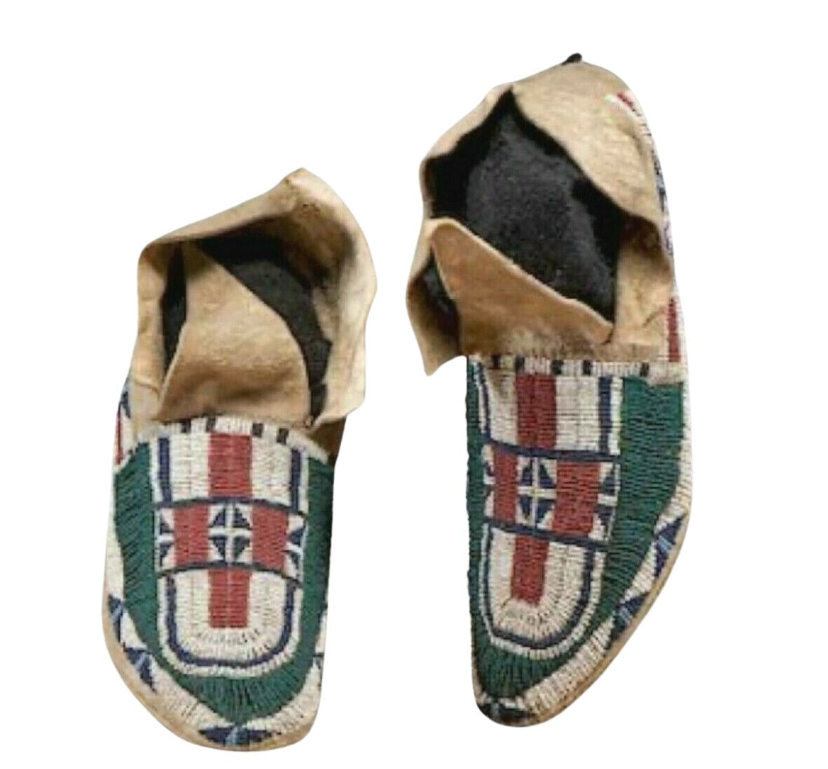 Native American Handmade Beaded Moccasin PMC8380