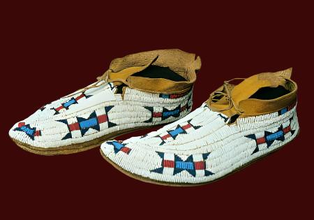 Native American Handmade Beaded Moccasin PMC327